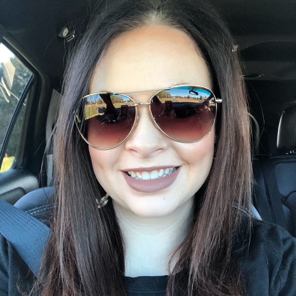 Meet your Posher, Amanda